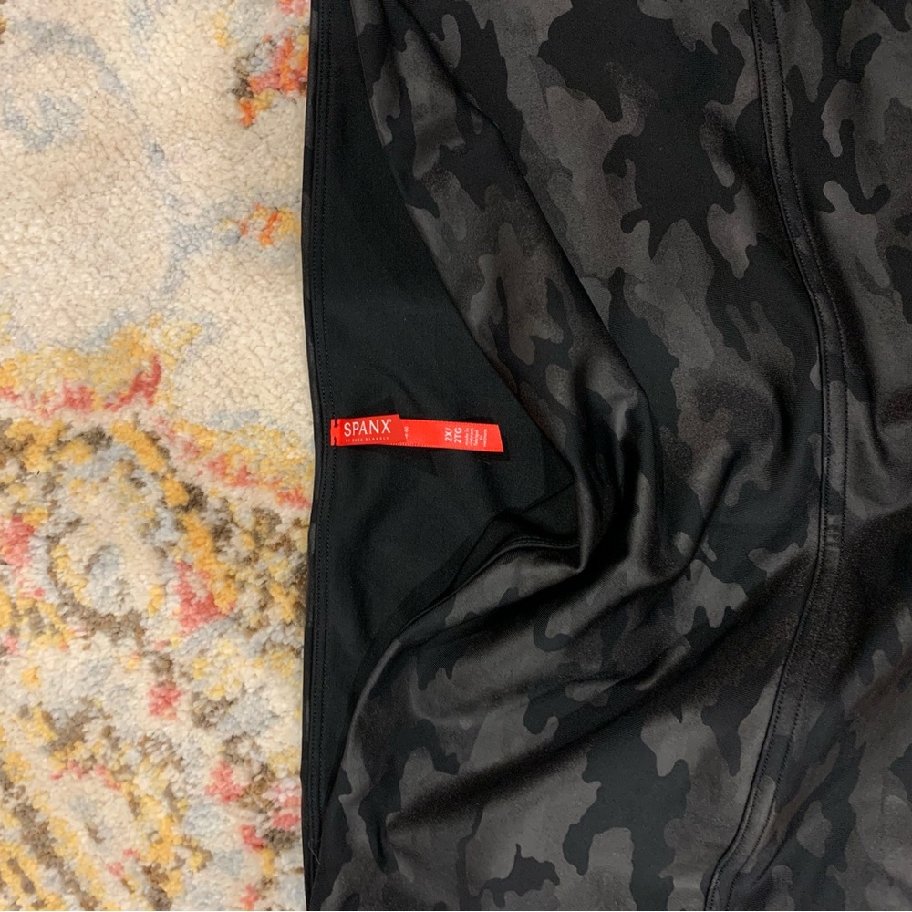 Spanx animal print leather leggings, size 2x